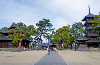 総本山善通寺